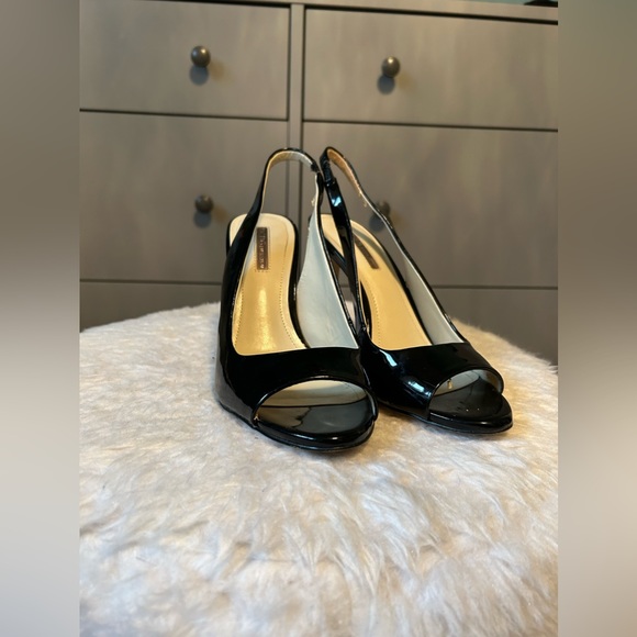 Heels - Picture 3 of 3